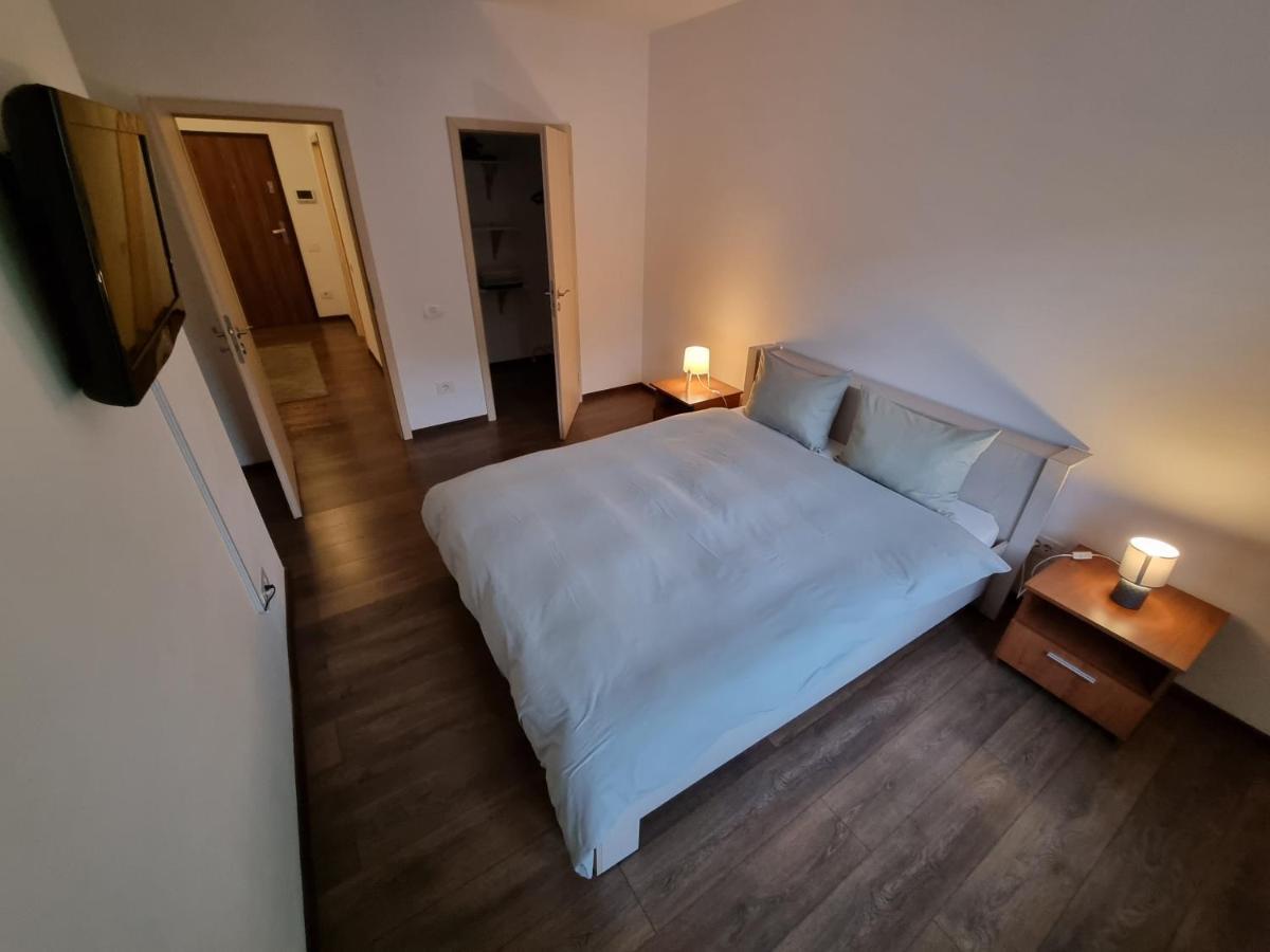 Appartamento Avram Iancu Private With Ac Braşov